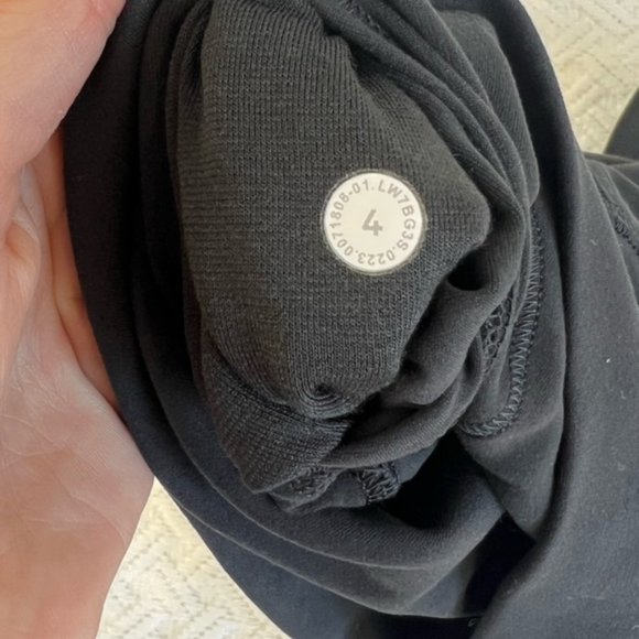NWT Lululemon Align 6" Short, Size 4 - Picture 8 of 16